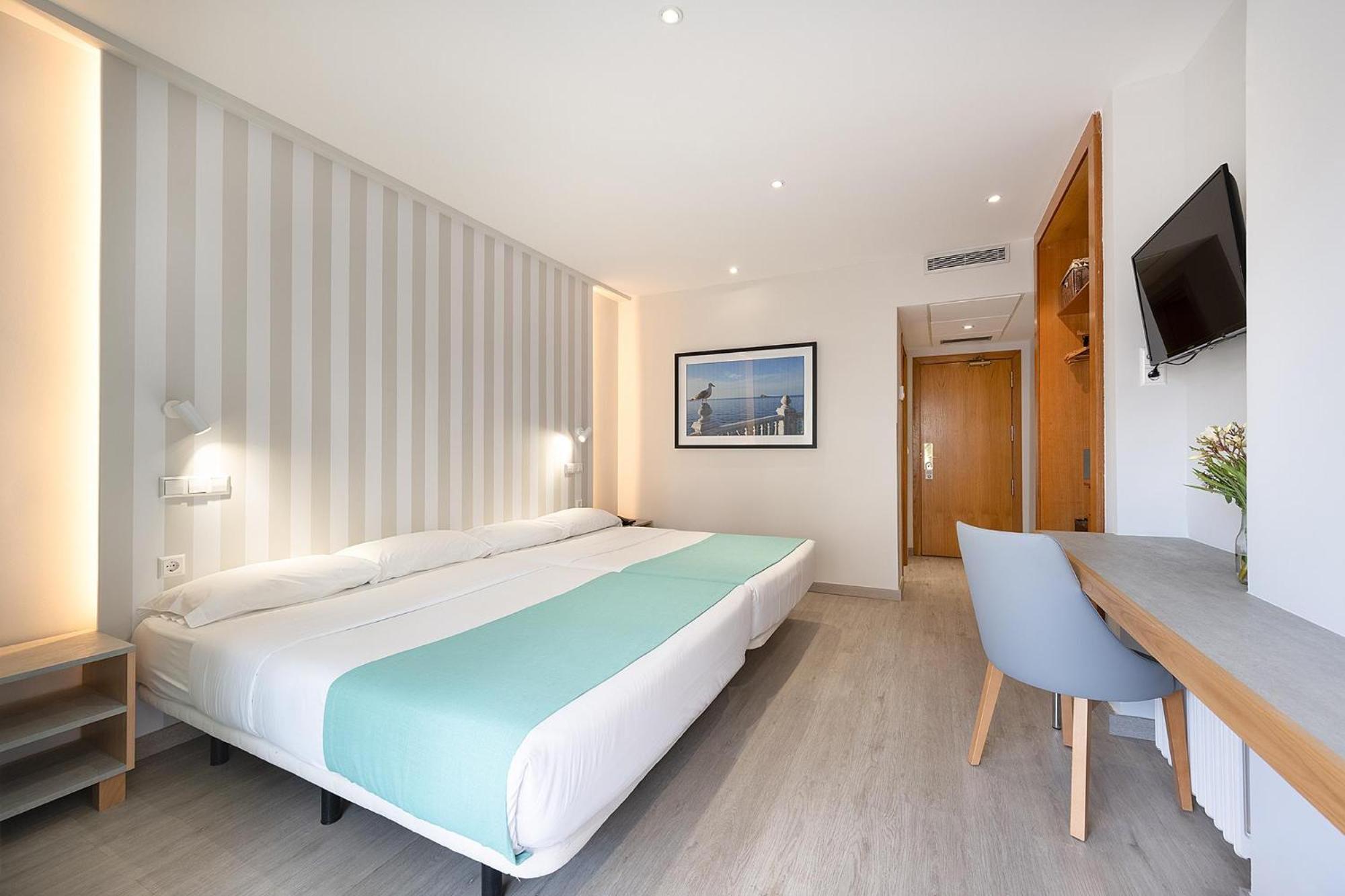 Double or Twin Room,1547132929:JPEG